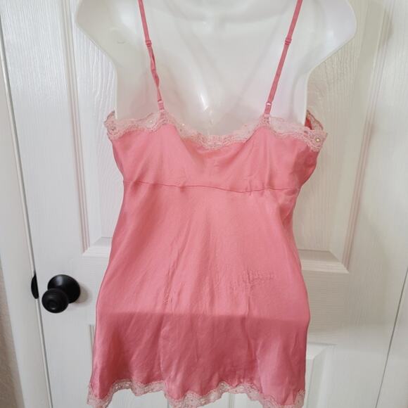 Victoria's Secret Pink Medium Tanktop Bundle of 2 - Picture 6 of 8